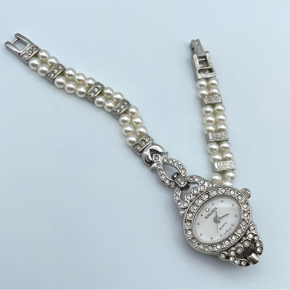 Gruen Pearl & Crystal Bracelet Watch Silver Tone Japan Quartz New Battery